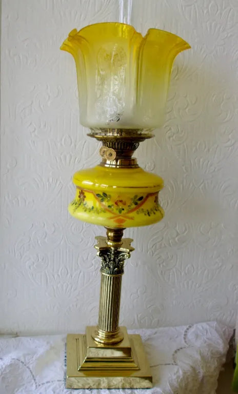 Antique English Victorian Brass Oil Lamp